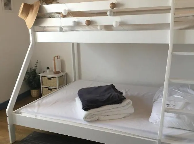 Maison De Pays A 2 Pas De La Et Du Centre