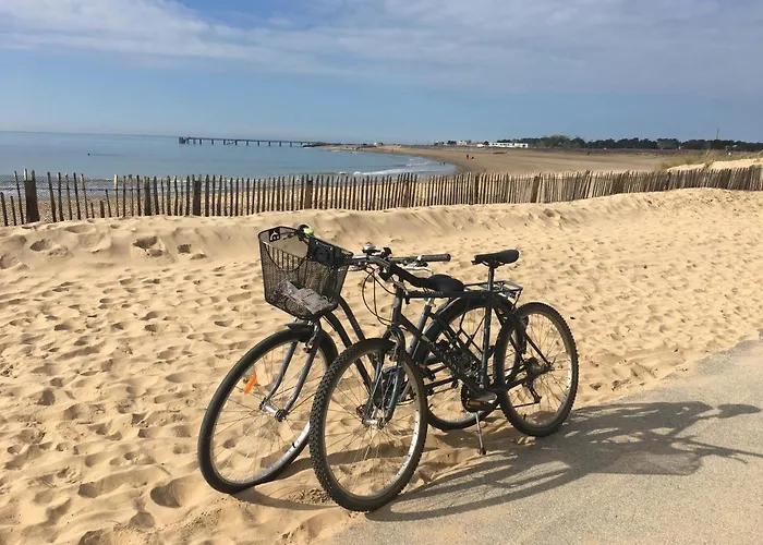 Maison De Pays à 2 Pas De La Et Du Centre Casa vacanze *